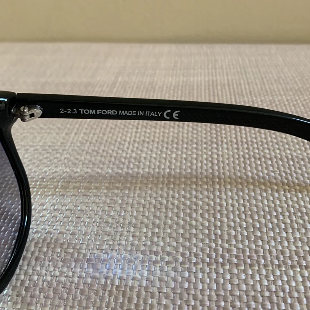 Tom Ford Sunglasses - Picture 3 of 6